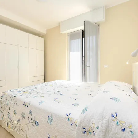 320 - Casa Scorcio Di Mare A Due Passi Dal Centro E Dal Mare Di Apartamento *