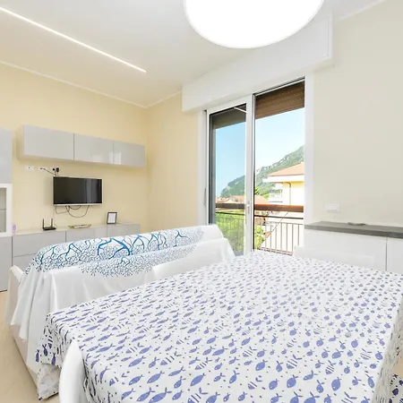 Casa Scorcio Di Mare ريفا تريجوسو